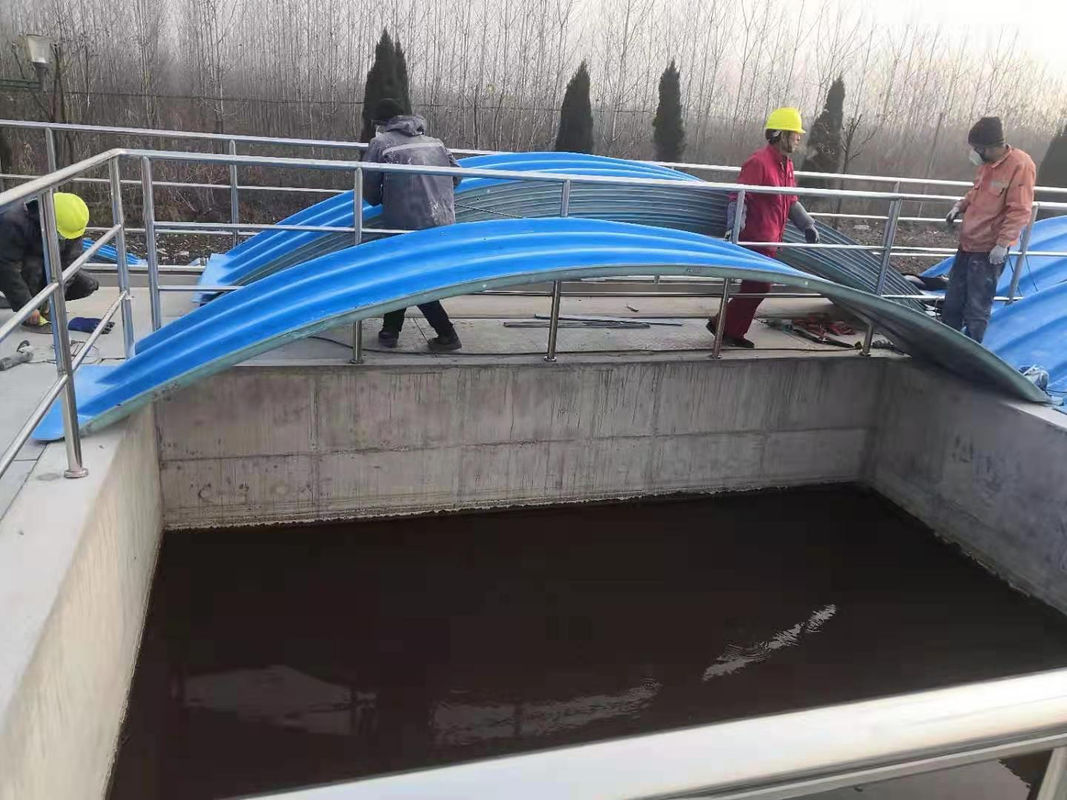 La fibra de vidrio reforzó endecha plástica de la mano de FRP encima de las cubiertas usadas en depuradora de aguas residuales