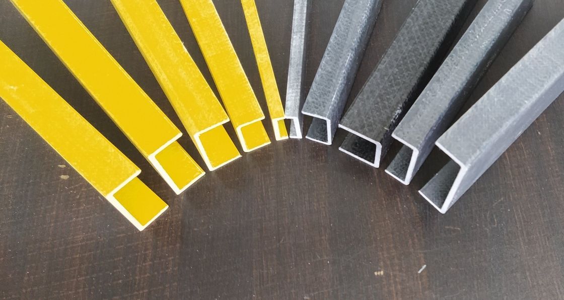 Perfiles de FRP pultrudados personalizados de forma C excelente resistencia al impacto, canales multicolores de FRP pultrudados C