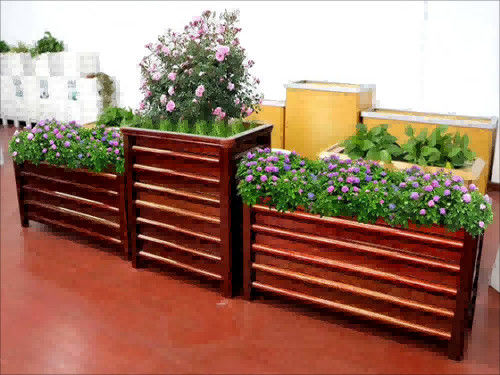 Caja de flores de grano de madera reforzada con fibra de vidrio para hoteles de jardín o plazas sociales