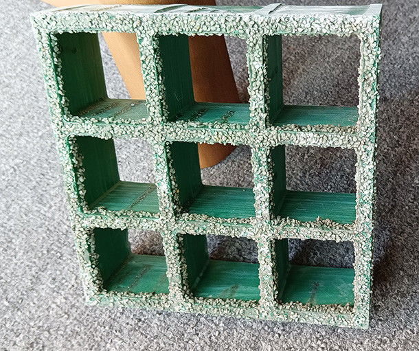 Material de fibra de vidrio verde 38*38*38mm espesor Rejilla Frp de rejas de lija antiderrapante